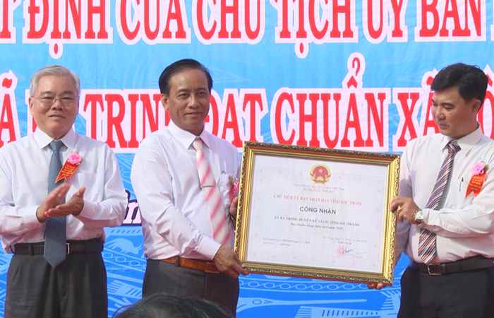Xã Ba Trinh được công nhận chuẩn nông thôn mới