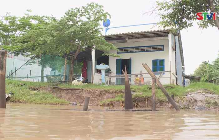 “Sống chung” với nỗi lo sạt lở